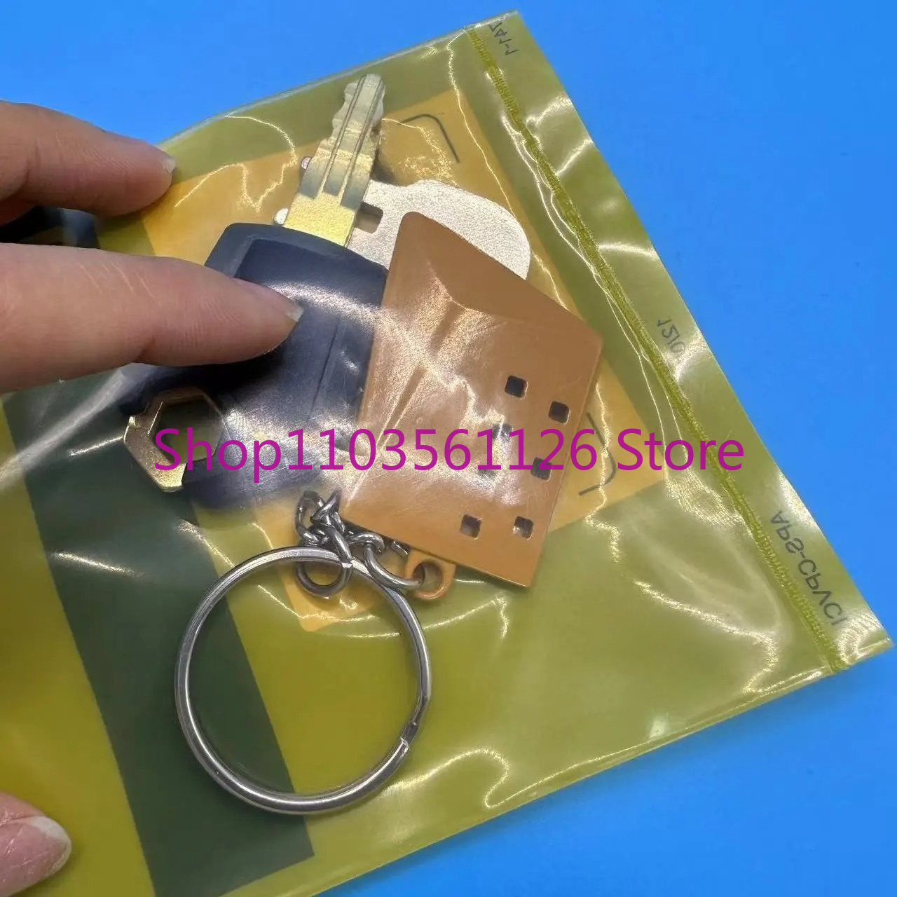 Heavy Equipment With Bucket - 5P8500 8H5306 バケットキーチェーン付き掘削機重機キーホルダー イグニッションキー F0002