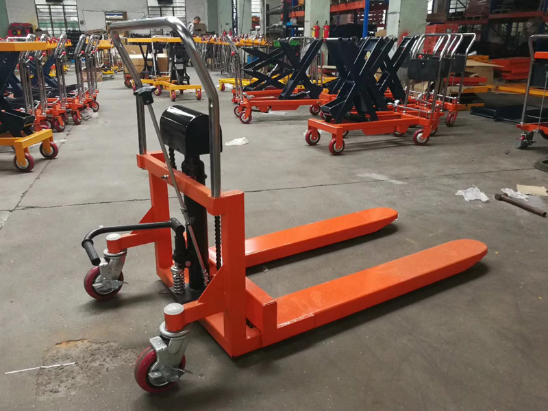 リフトパレットトラック シザーリフト 製品カテゴリー 100 - Hand Pallet Truck のレビューと価格